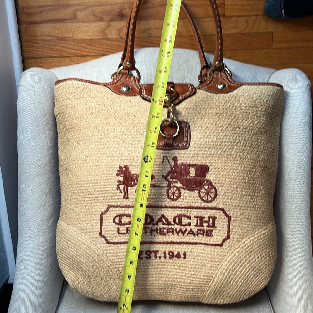 Coach Bleecker Carriage Straw XXL Embossed Lthr Beach Tote Wallet Passport Hldr - Picture 16 of 16